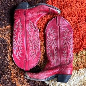 Vintage 1989 red cowboy boots